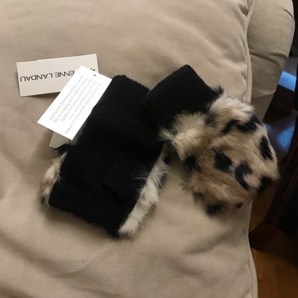 Adrienne Landau gloves - Picture 3 of 3